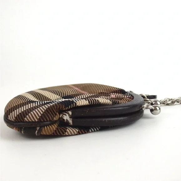 Burberry Kiss Lock Coin Purse with Chain Wrist strap - Picture 4 of 10